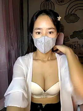 TiNa 04 online show from 10-08-25, 10:54