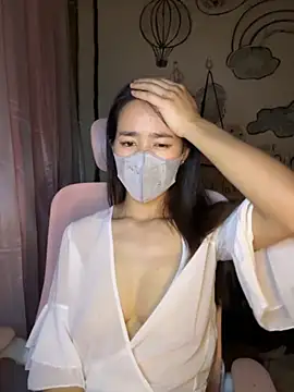 TiNa 04 online show from 10-07-25, 10:38