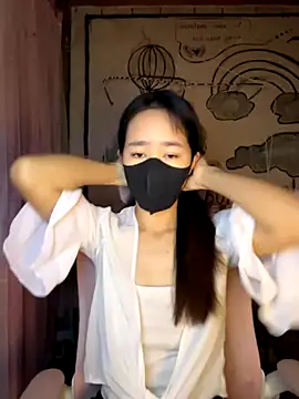 TiNa 04 online show from 10-30-25, 10:39