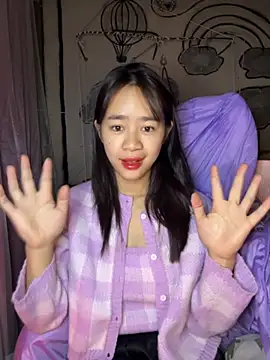 TiNa 04 online show from 11-29-25, 12:33