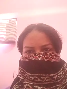 Rani-Rajput18 online show from 10-24-25, 02:32