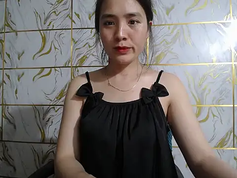 Snapshot of Lyzizi_lovely09 chatting on 04-26-26, 01:08 Lyzizi lovely09 online show from 04-26-26, 01:08