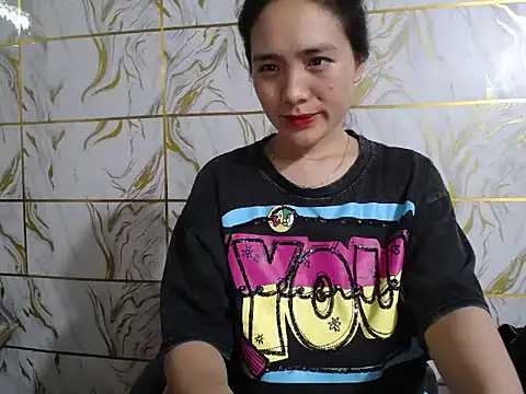 Snapshot of Lyzizi_lovely09 chatting on 05-24-26, 08:36 Lyzizi lovely09 online show from 05-24-26, 08:36