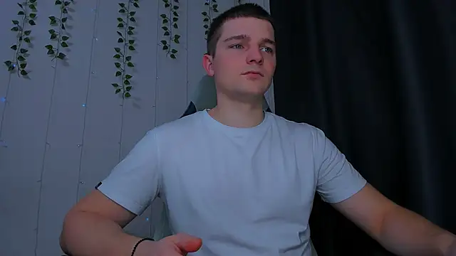 Your Claddagh online show from 12-16-25, 04:55