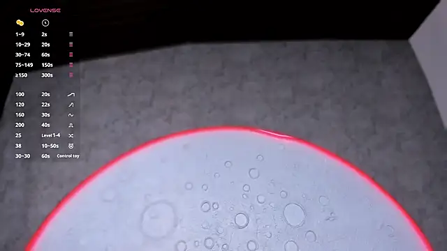 ReinaChloe online show from 03-26-26, 04:38