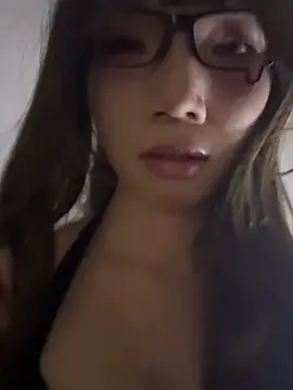 Yiyi-707 online show from 11-16-25, 09:58