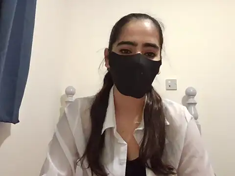 BobtailFormal online show from 01-12-26, 08:43