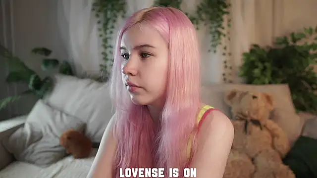 ElizSpieth online show from 12-01-25, 01:28