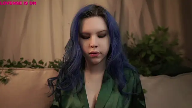 ElizSpieth online show from 02-12-26, 01:38