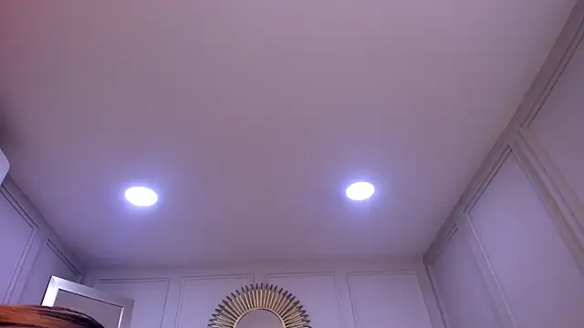 CharlotteBrownn  online show from 12-20-25, 04:59