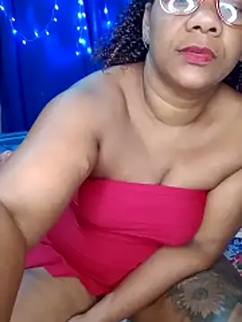 Snapshot of analgetica chatting on 05-25-26, 05:00 analgetica online show from 05-25-26, 05:00