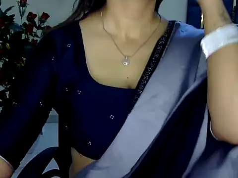 Snapshot of Rumi_cute chatting on 04-25-26, 04:04 Rumi cute online show from 04-25-26, 04:04