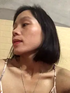 Snapshot of QuingLin chatting on 09-25-25, 06:19 QuingLin online show from 09-25-25, 06:19