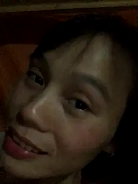Snapshot of QuingLin chatting on 10-03-25, 01:34 QuingLin online show from 10-03-25, 01:34