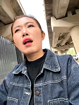 feifei 521 online show from 09-26-25, 03:13