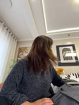 feifei 521 online show from 10-22-25, 01:16