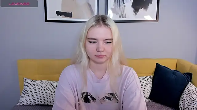 RuthBryant online show from 11-14-25, 01:20