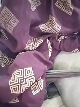 rani8008 online show from 04-08-26, 02:35