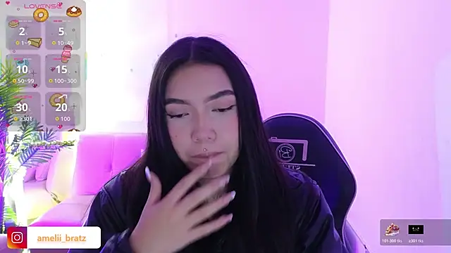 Ameliiaa tay online show from 11-18-25, 11:35