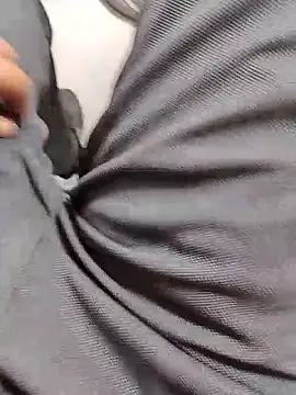 themasklover online show from 04-18-26, 07:54