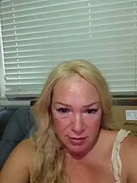 Sugarloveless online show from 09-28-25, 12:17