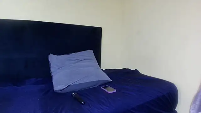 SweetTitties21 online show from 10-26-25, 06:08