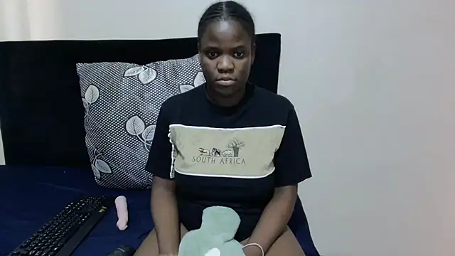 SweetTitties21 online show from 06-15-26, 01:11