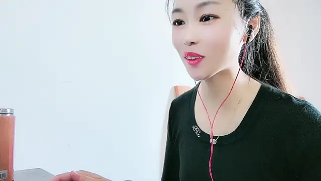 Snapshot of My12Baby chatting on 10-14-25, 02:56 My12Baby online show from 10-14-25, 02:56