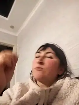 Funny Karina online show from 10-28-25, 08:19