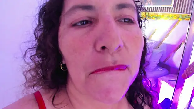Luna Naughty1 online show from 06-19-26, 09:42