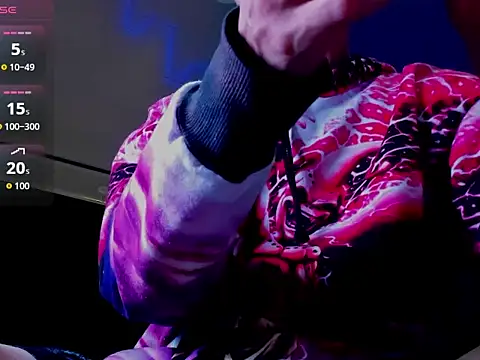 Snapshot of Damartinez27 chatting on 10-24-25, 07:29 Damartinez27 online show from 10-24-25, 07:29