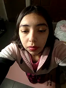 missapril0101 online show from 05-18-26, 04:01