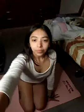missapril0101 online show from 05-17-26, 04:12