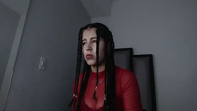 Snapshot of Lucy-23 chatting on 02-14-26, 05:07 Lucy-23 online show from 02-14-26, 05:07