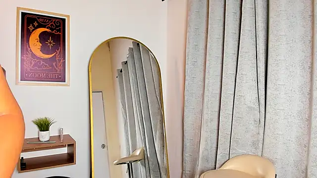 samaantha lux online show from 01-09-26, 10:22