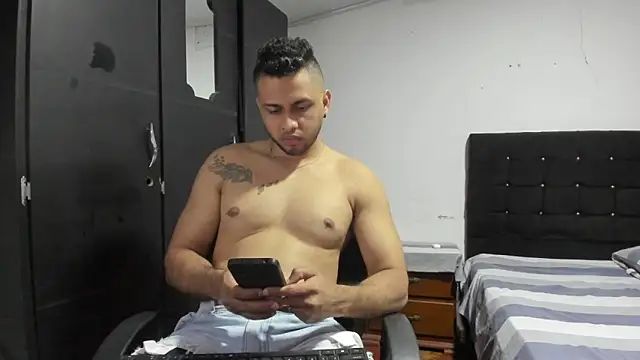 Ryan xc1 online show from 04-15-26, 02:28