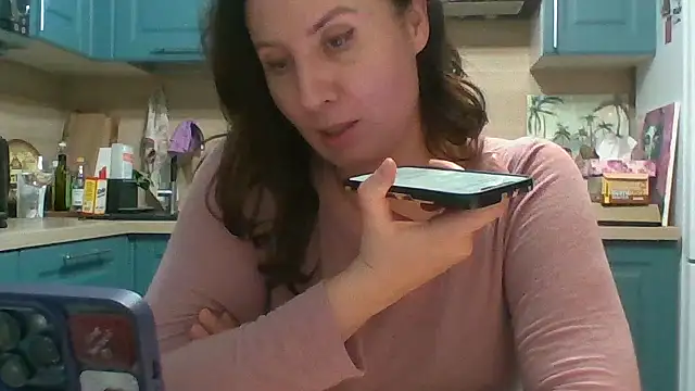 ALICAINWONDERLAND online show from 12-15-25, 08:14