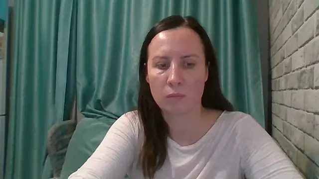 ALICAINWONDERLAND online show from 11-22-25, 08:18