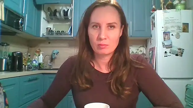 ALICAINWONDERLAND online show from 04-06-26, 08:21