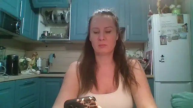 ALICAINWONDERLAND online show from 04-13-26, 08:02