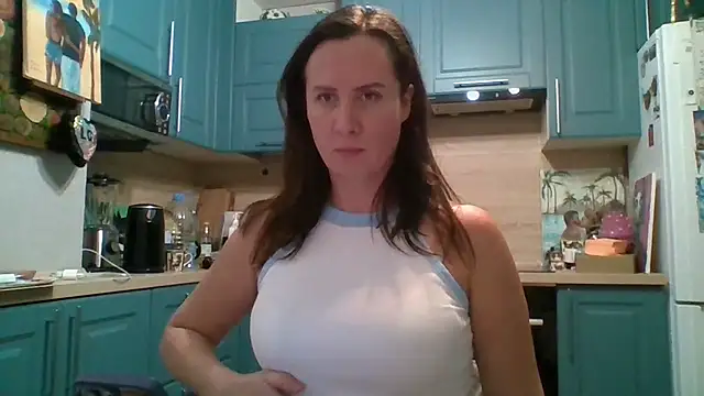 ALICAINWONDERLAND online show from 12-01-25, 03:57