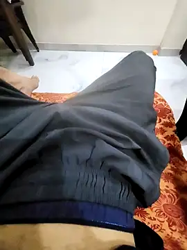 coupleyug online show from 09-19-25, 06:12