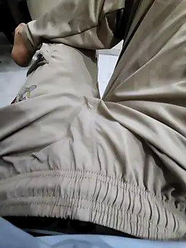 coupleyug online show from 09-16-25, 05:36