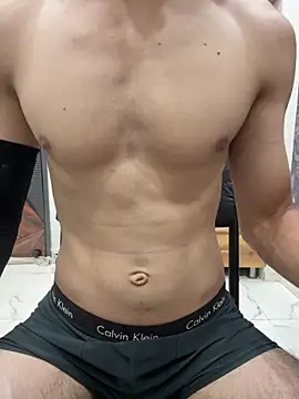 coupleyug online show from 04-18-26, 07:07