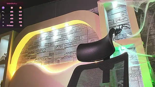 dominic de luca online show from 10-30-25, 03:27