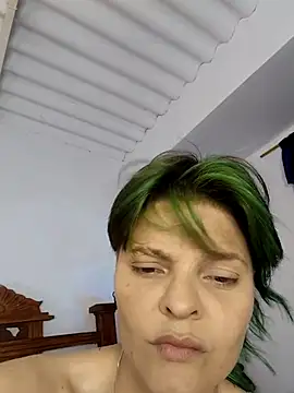 Snapshot of kay_towers99 chatting on 02-12-26, 08:41 kay towers99 online show from 02-12-26, 08:41