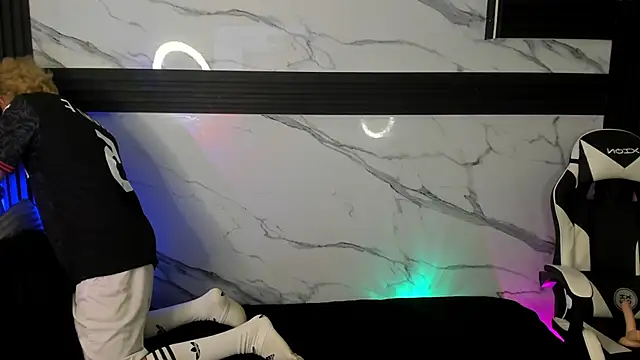 Saimonvela online show from 10-23-25, 04:33