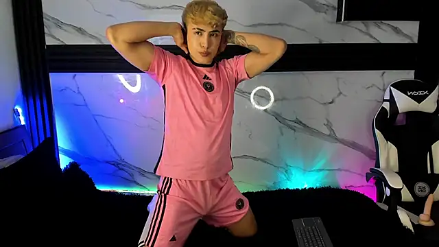 Saimonvela online show from 10-21-25, 05:29