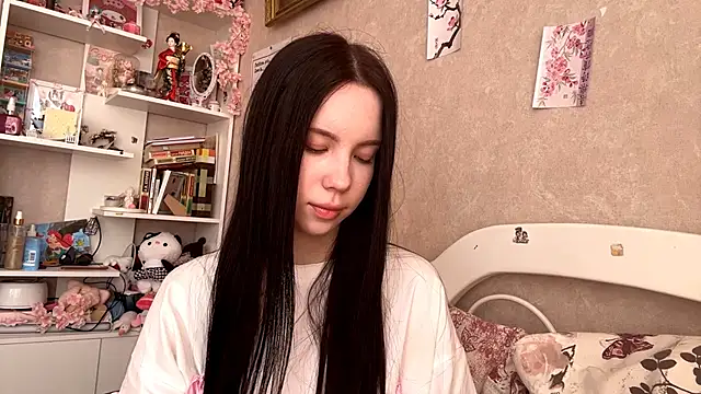 AxyKitten online show from 09-14-25, 12:16