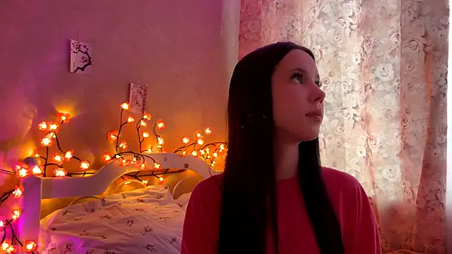 AxyKitten online show from 10-20-25, 12:17